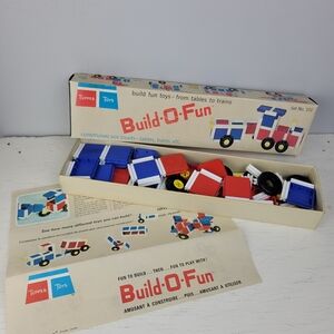 1965 Tupperware BUILD-O-FUN Toys Vintage Building Blocks